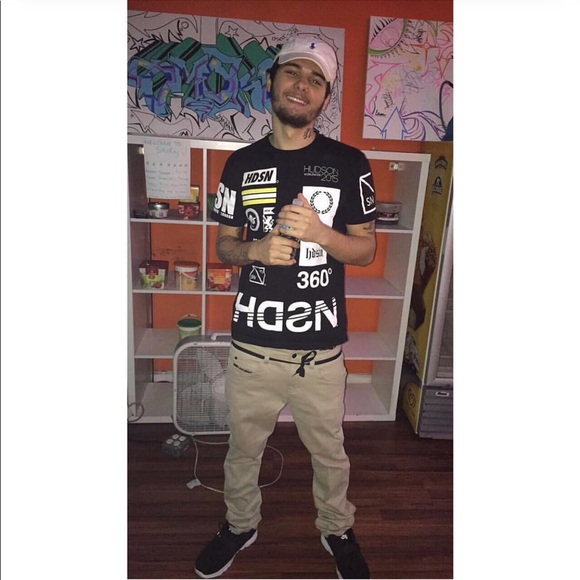 Meet your Posher, Nicholas - Picture 3 of 4